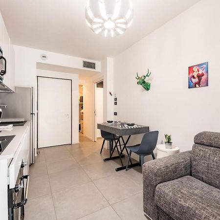 Renovated Apt With Garden & Veranda! Milano Ngoại thất bức ảnh
